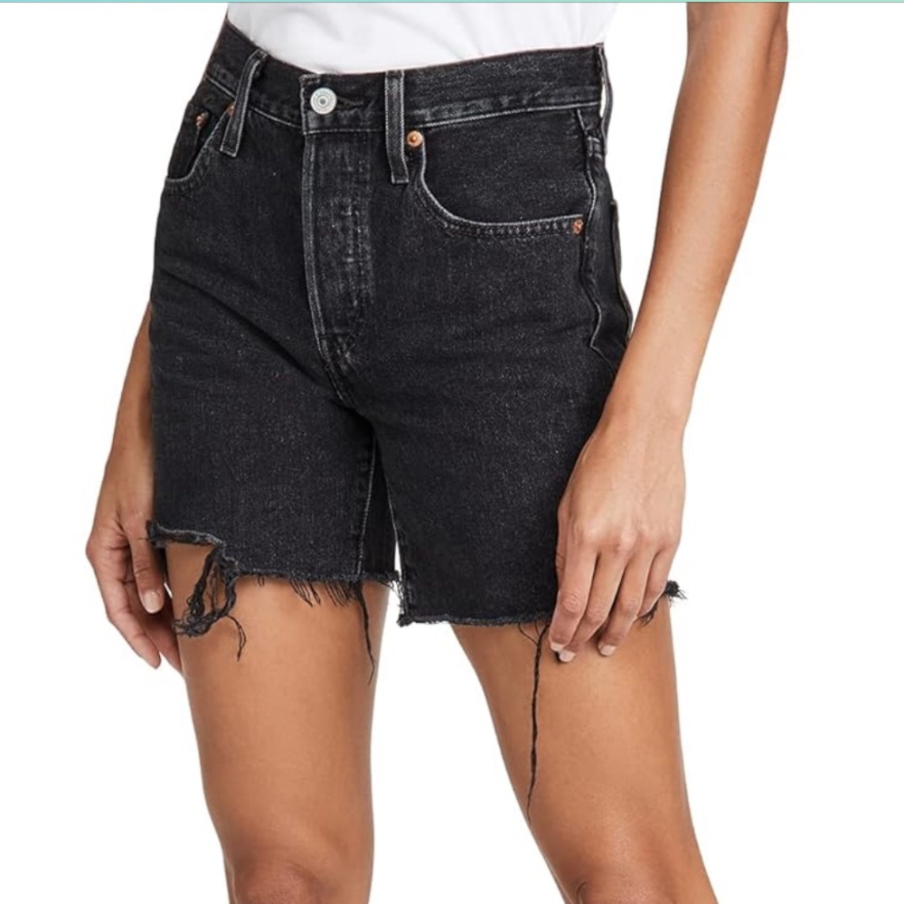 NWT Levi's Women's Premium 501 Mid Thigh Short size 25